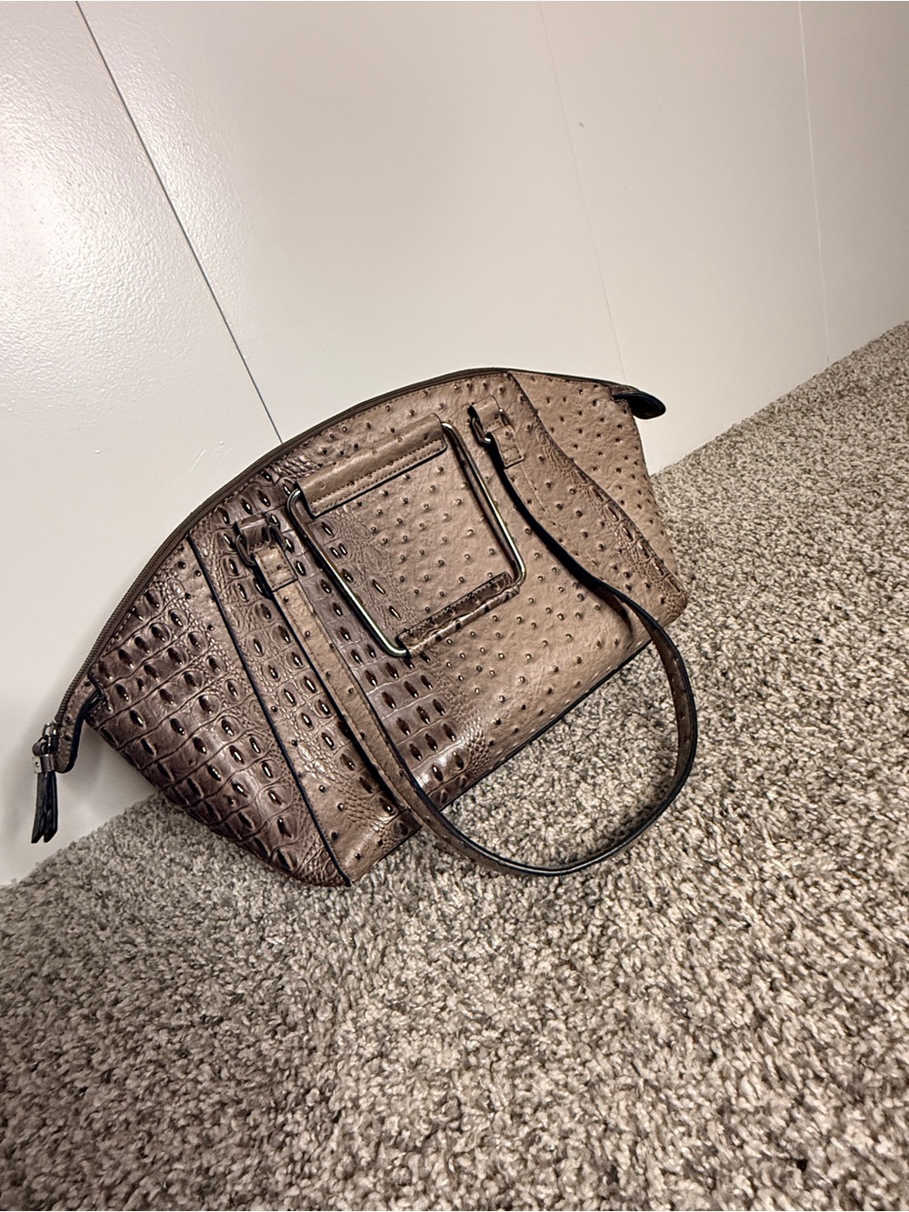 Cato / C Est. 1946 Faux Ostrich Leather Purse